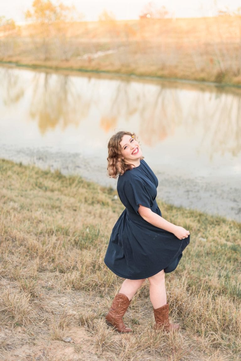 A Country Girl in a Midwest World | Savvy Leigh Photography