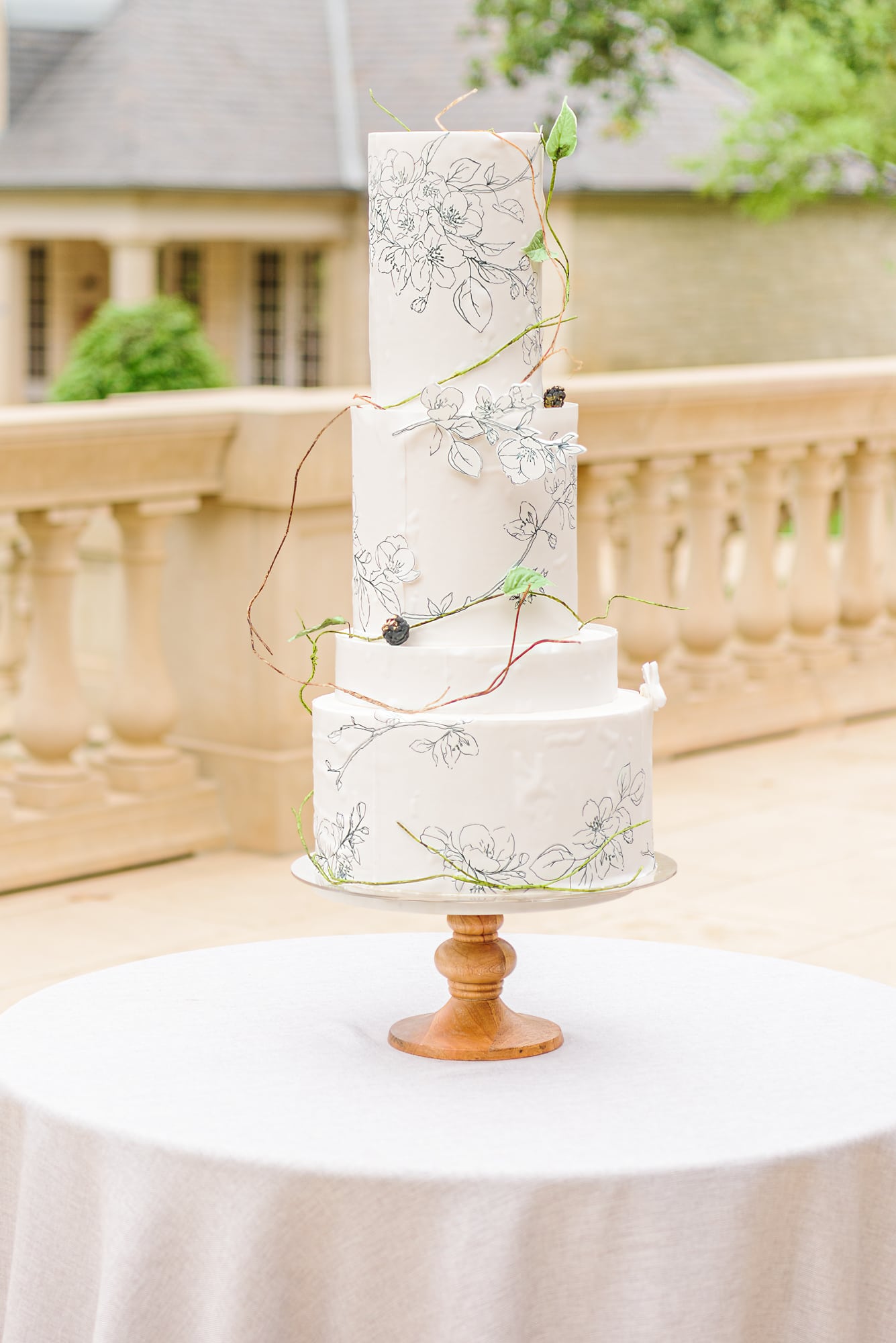 Consider your cake while brainstorming ideas for an outdoor wedding.