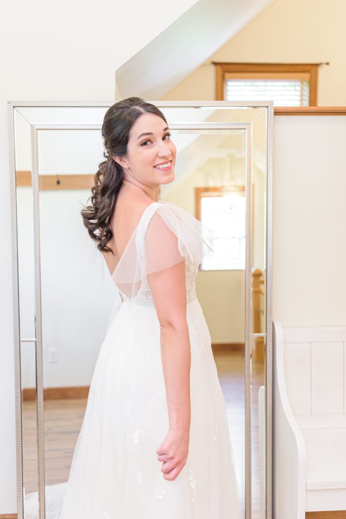 Alexander Homestead has a picturesque mirror that is perfect to use for bridal photos.